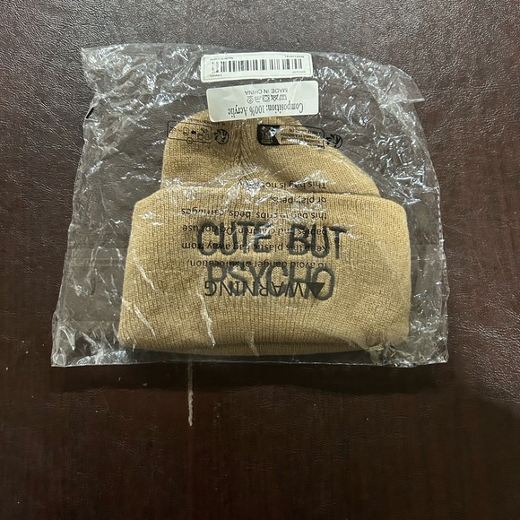 SHEIN Tan Beanie Hat - Picture 1 of 2